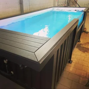 Piscina en contenedor de 20 pies