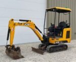 Miniexcavadora JCB 15C-1 usada, 2018 — motor diésel Perkins y 3 cucharones - Imagen 6