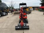 Mini Excavadora Compacta TMG-MVE08 de 15 HP — 1.900 lb - Imagen 8