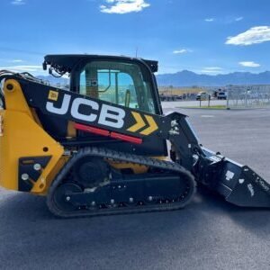 Cargadora compacta telescópica JCB 2TS-7T Tele usada, 2025