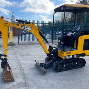 JCB 15C-1 Mini Excavadora Usada 2018 — 696 Horas