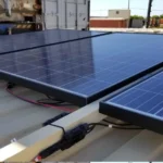 Kit de energía solar para contenedor marítimo